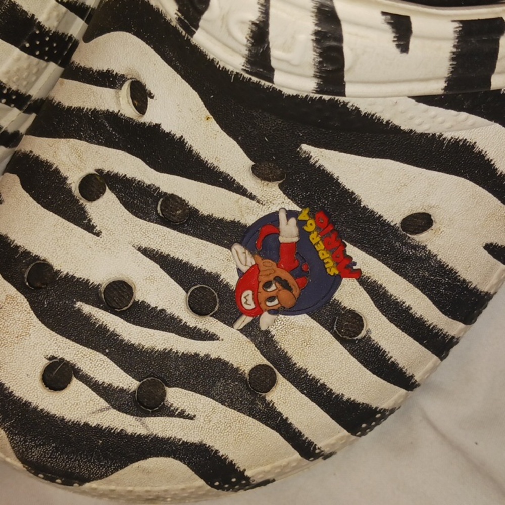 Zebra Crocs 🦓 - Picture 3 of 5